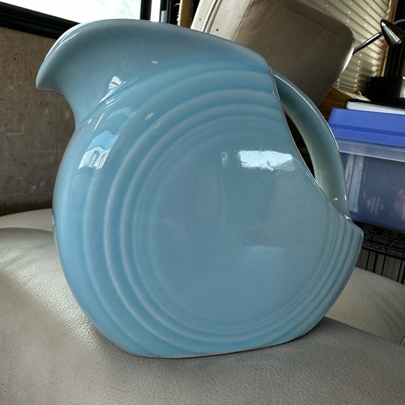 Fiestaware 28oz Medium Disk Pitcher SKY - Picture 2 of 5